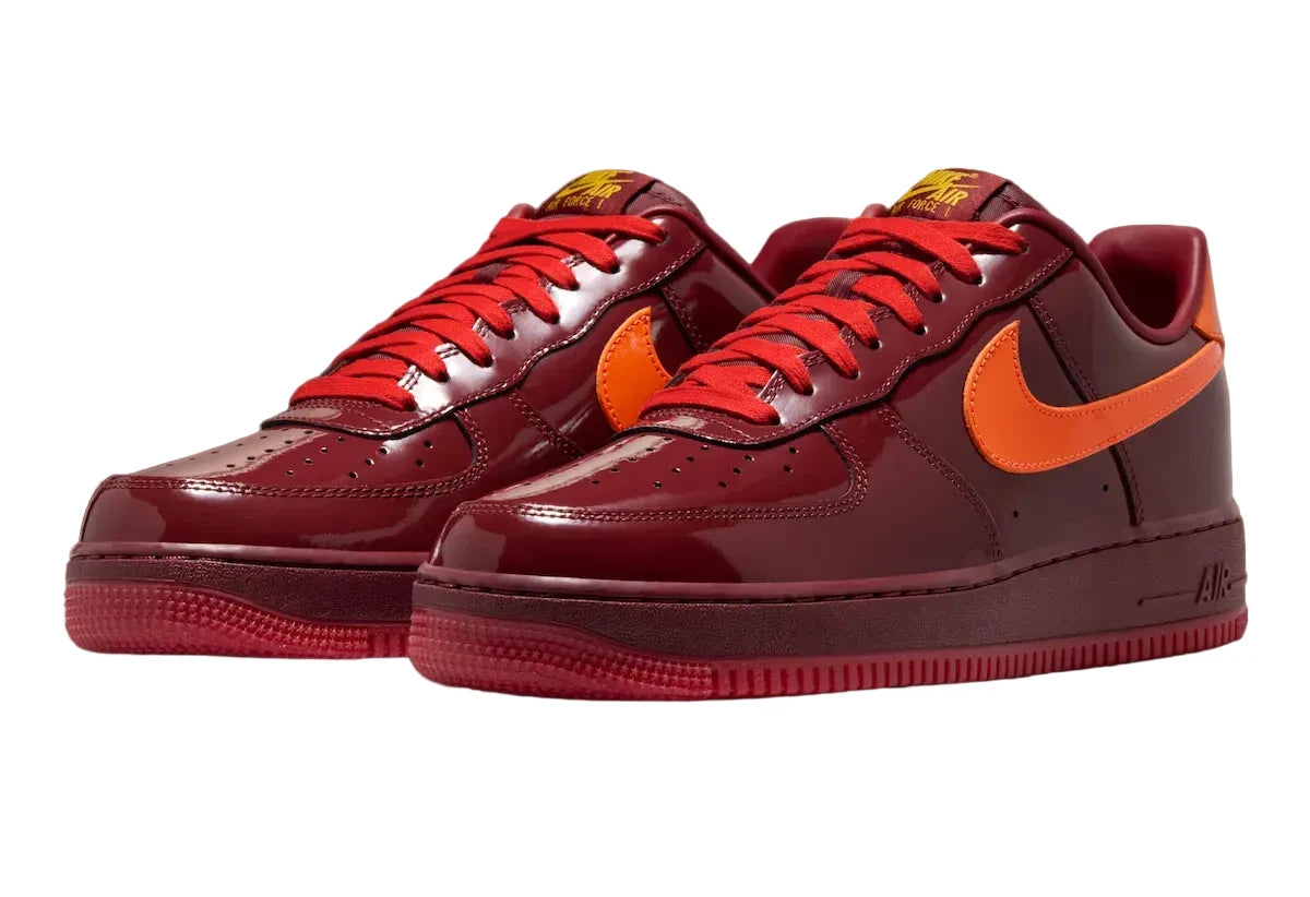 - NIKE AIR FORCE 1 LOW QS PATENT LEATHER - DARK TEAM RED SAFETY ORANGE 🍊 🩸
