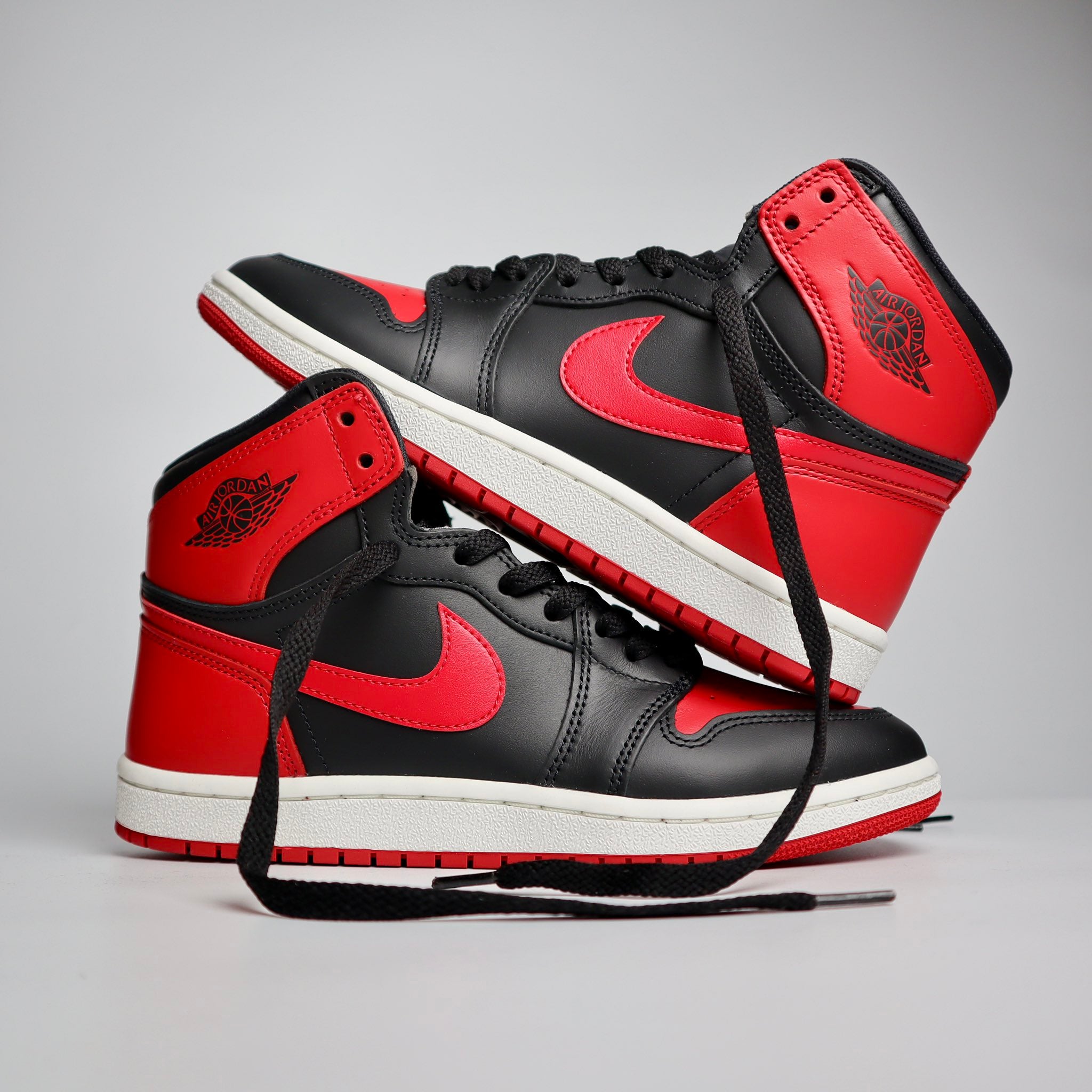 - JORDAN 1 RETRO HIGH 85 OG - BRED ♨️