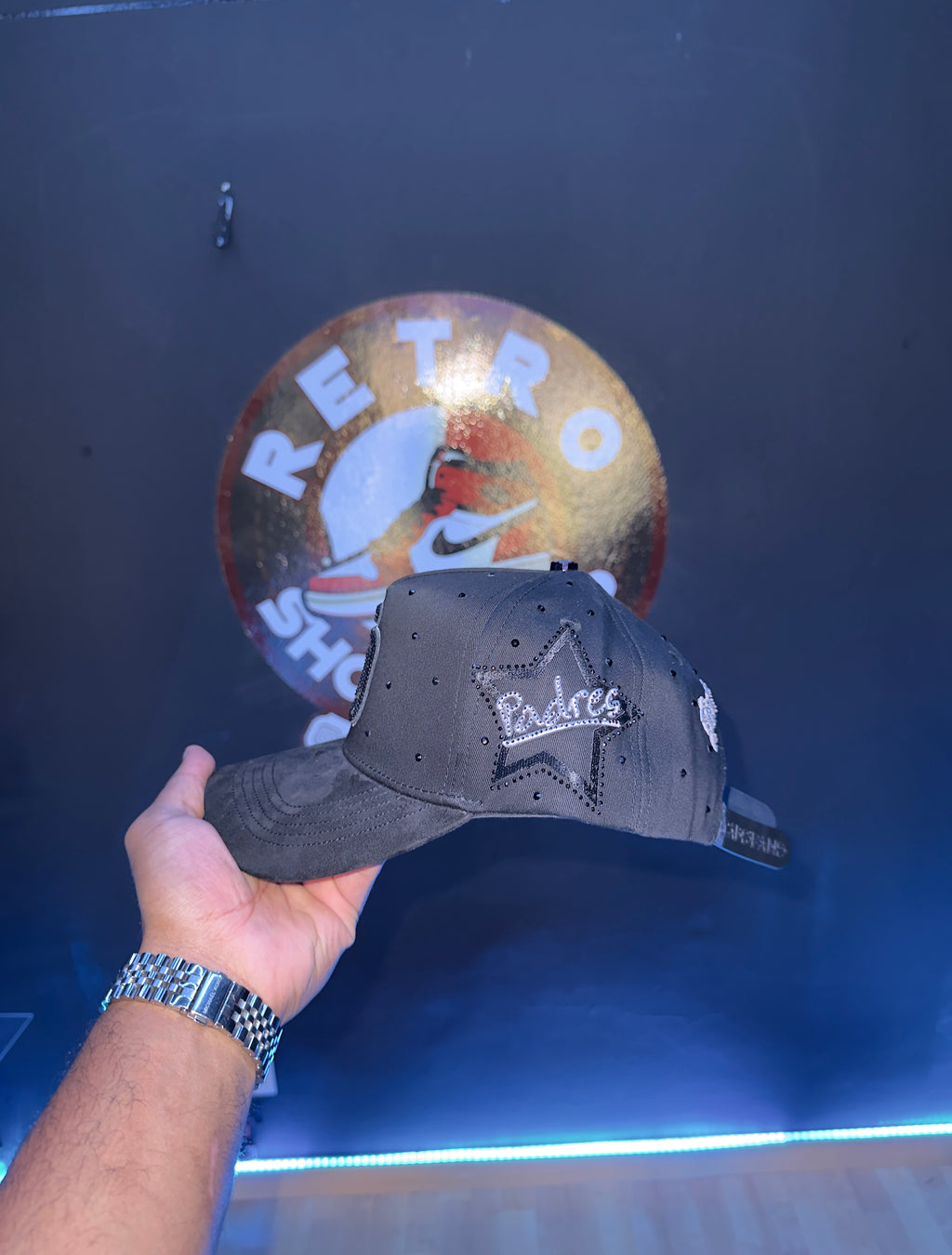 - SAN DIEGO CAPS 🖤