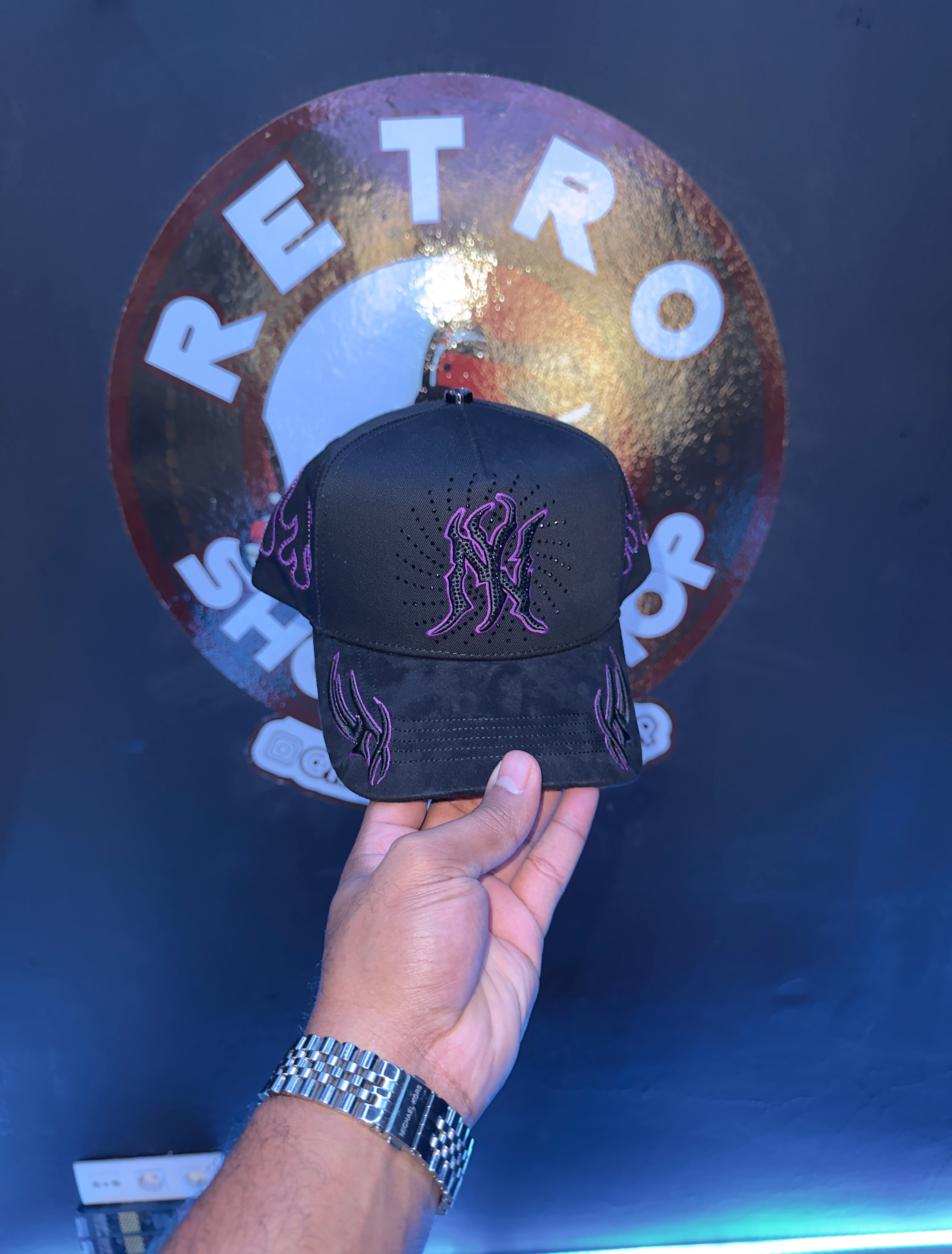 - YANKEE CAPS 💜🖤