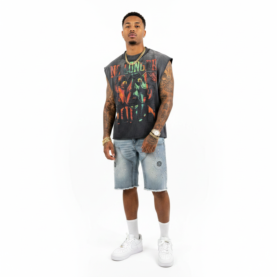 - RARE PEACE - NO LONGER HUMAN SLEEVELESS TEE W/ RHINESTONE DETAILS 🇧🇷