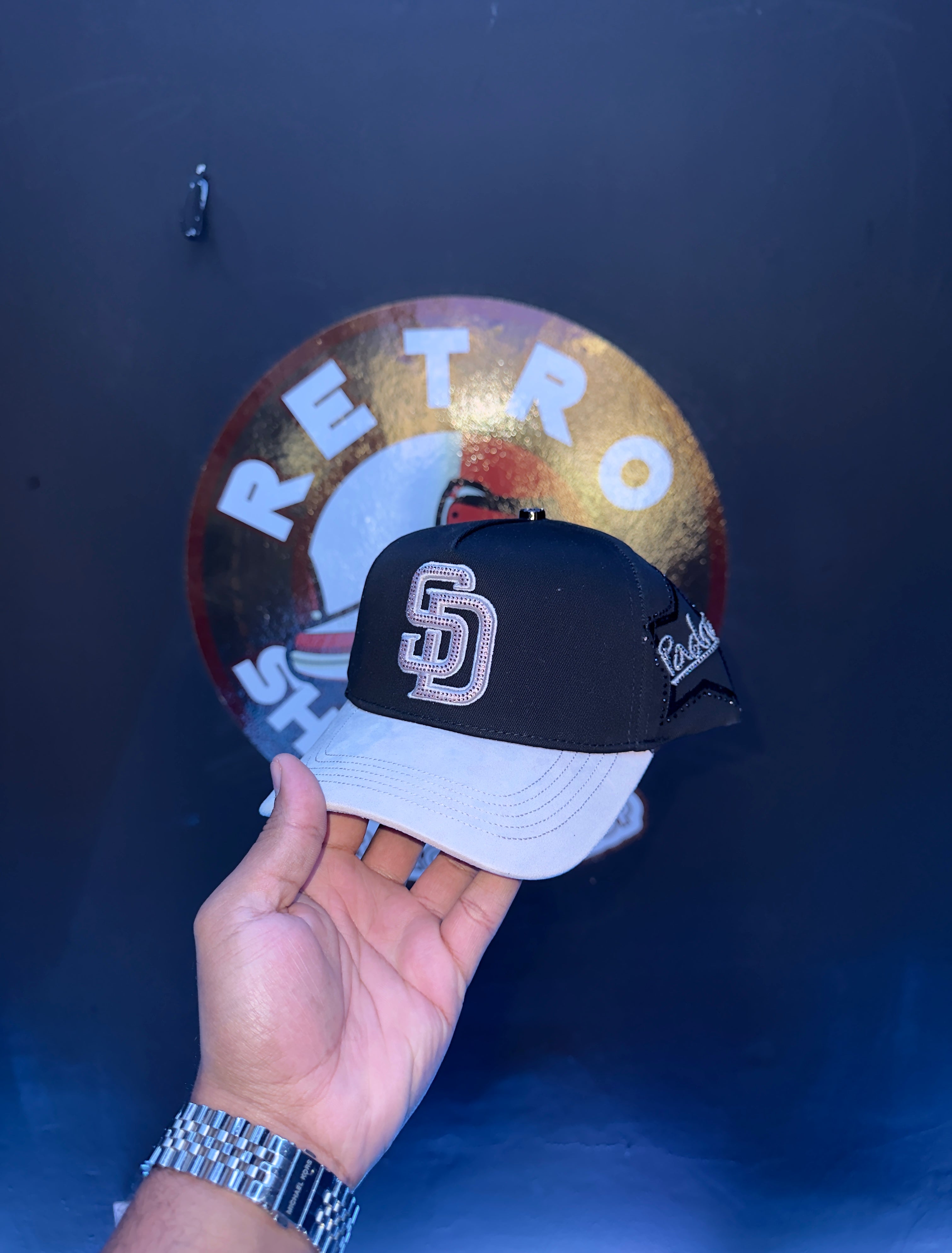 - SAN DIEGO CAPS 🖤🤍