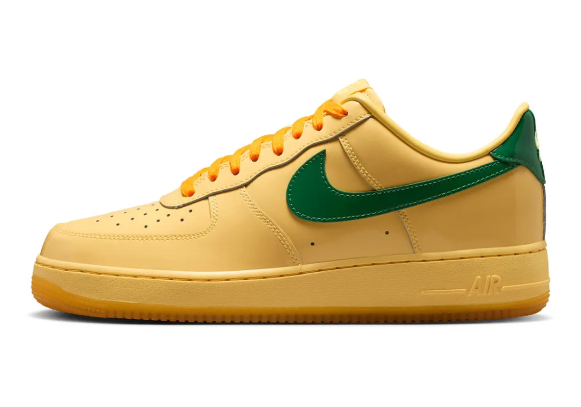 - NIKE AIR FORCE 1 LOW QS - PATENT LEATHER TOPAZ GOLD PINE GREEN 🇧🇷
