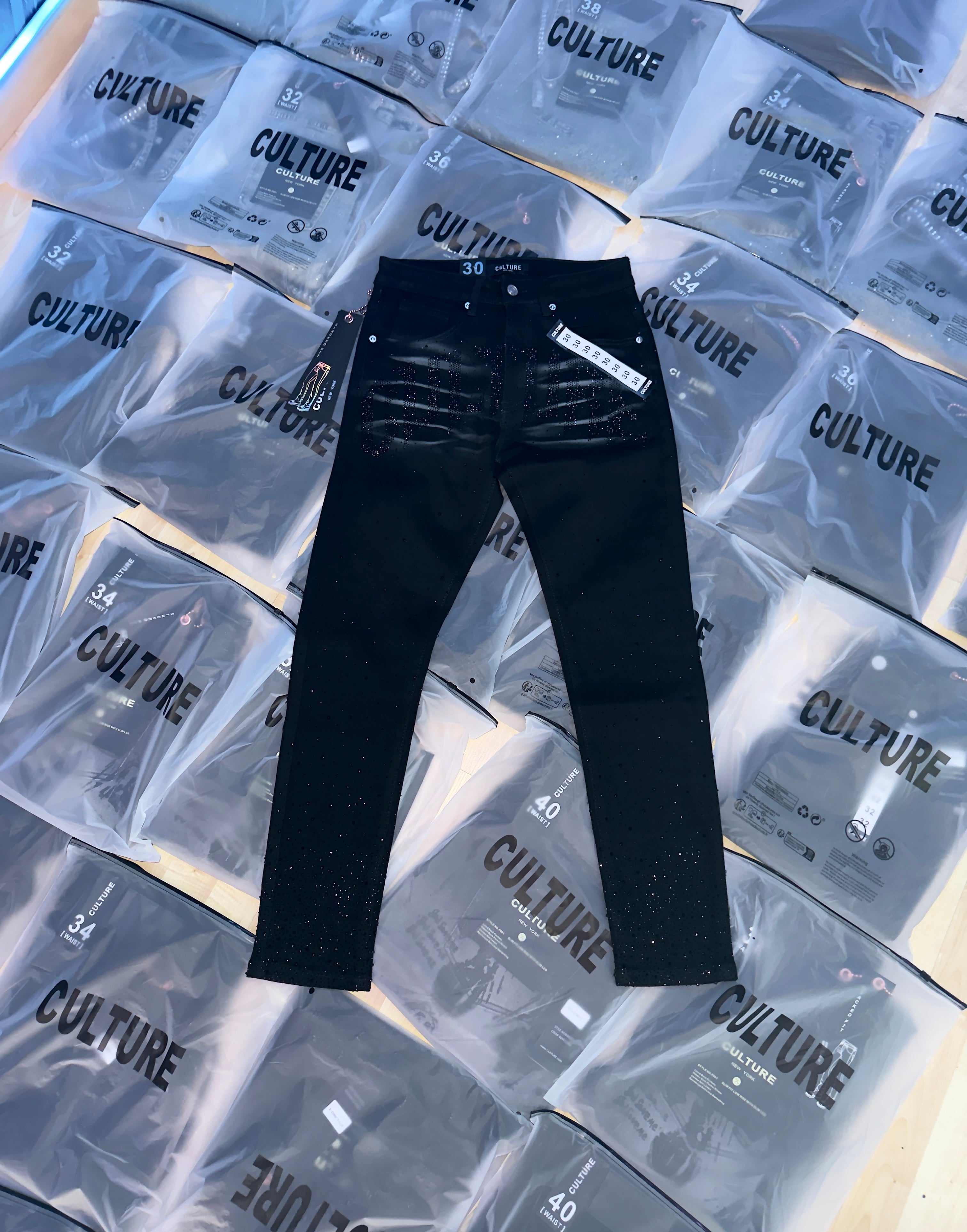 - CULTURE JEANS - VVS BLACK 💎