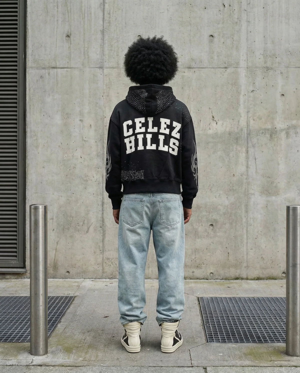 - CELEZ HILLS - HOODIE BLACK