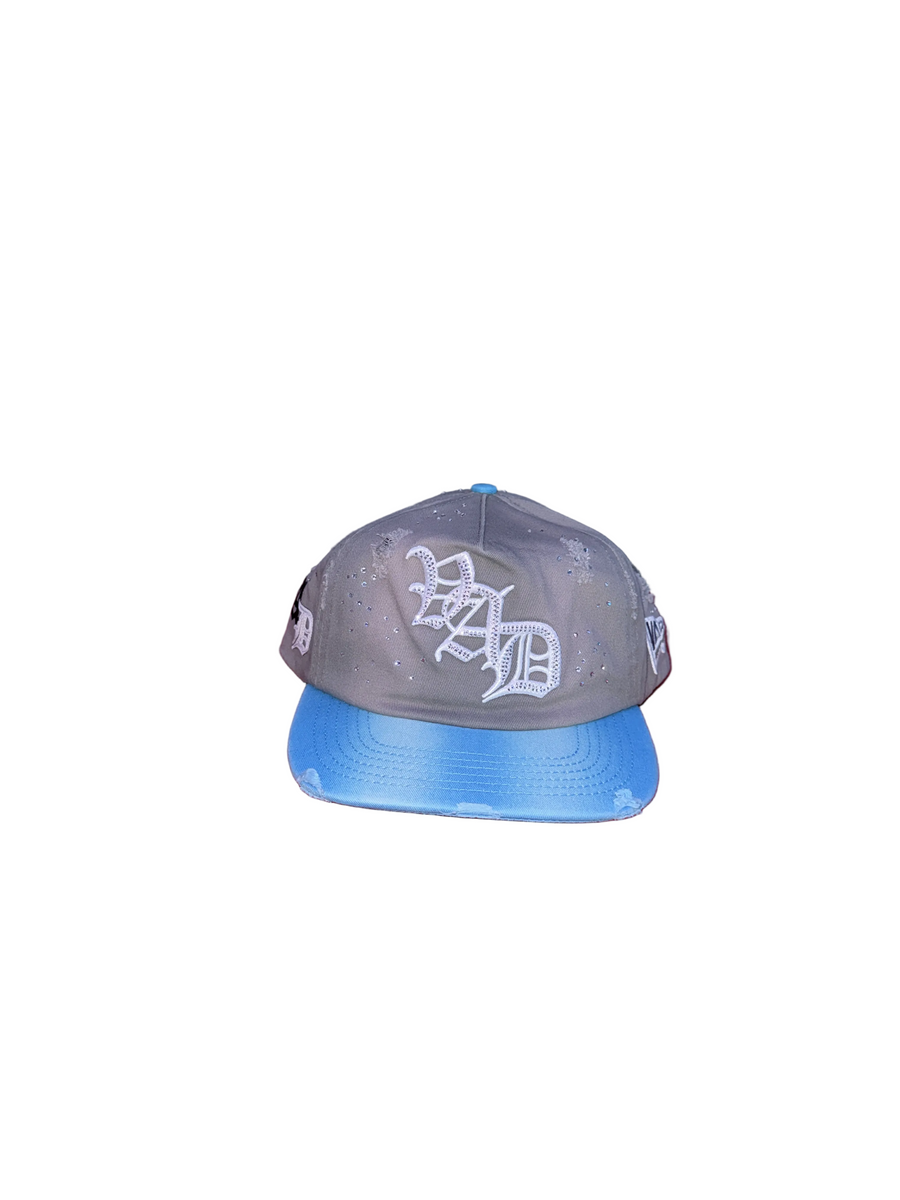- VARE ALL DAY CAPS GREY / BLUE